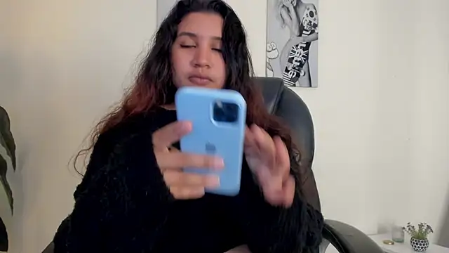 Snapshot of Victoria_Rosee chatting on 02/10/26, 12:53 Victoria Rosee online show from 02/10/26, 12:53