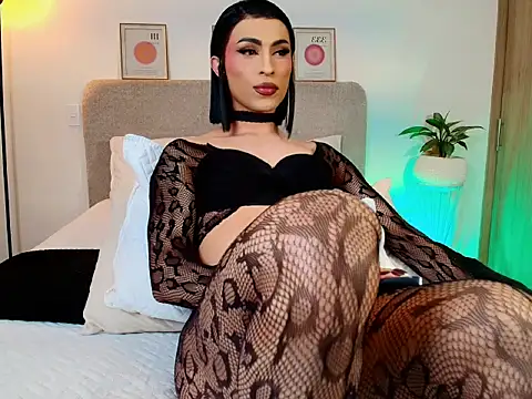 Snapshot of KarolPortellaa chatting on 02/18/26, 11:01 KarolPortellaa online show from 02/18/26, 11:01