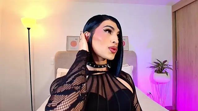 KarolPortellaa online show from 04/26/26, 12:47