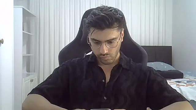 Snapshot of ciceroable chatting on 06/18/26, 06:56 ciceroable online show from 06/18/26, 06:56