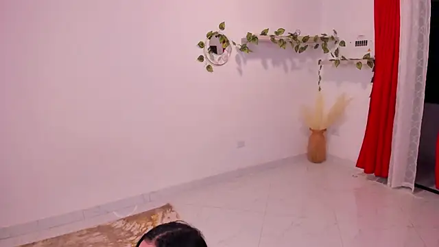 Snapshot of Samy_Hot chatting on 02/28/26, 12:33 Samy Hot online show from 02/28/26, 12:33