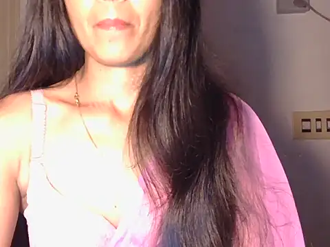 Snapshot of Qute_flora chatting on 05/21/26, 06:26 Qute flora online show from 05/21/26, 06:26