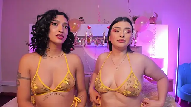 Cleo Foxx online show from 04/24/26, 12:07