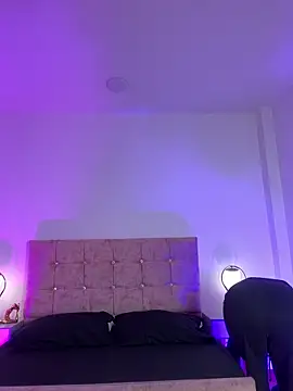 Annie bonnie  online show from 04/30/26, 11:38