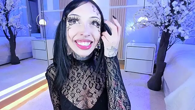 Snapshot of SalemBlackrose chatting on 03/15/26, 05:24 SalemBlackrose online show from 03/15/26, 05:24