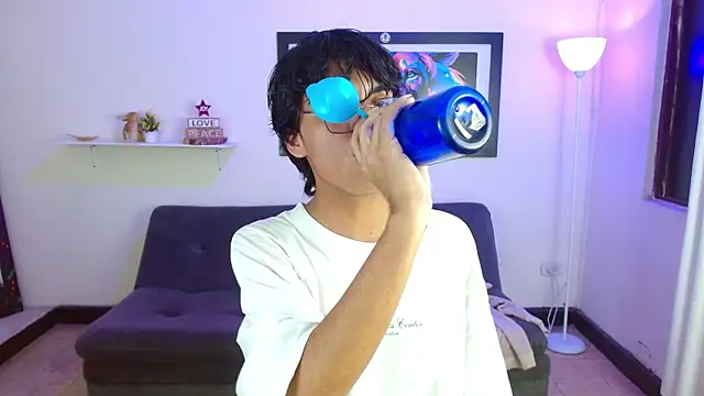 Maecum18 online show from 02/17/26, 08:48