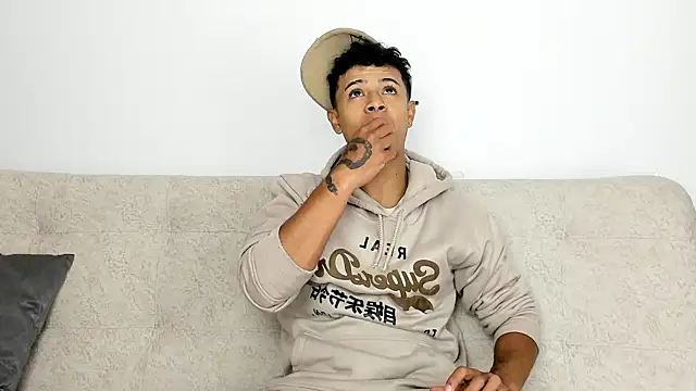 Snapshot of _Alex_Colton chatting on 02/23/26, 11:24 Alex Colton online show from 02/23/26, 11:24