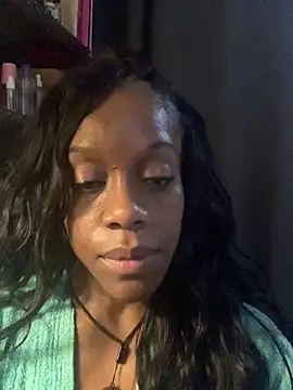 NatalieGainer goodies online show from 05/03/26, 12:22
