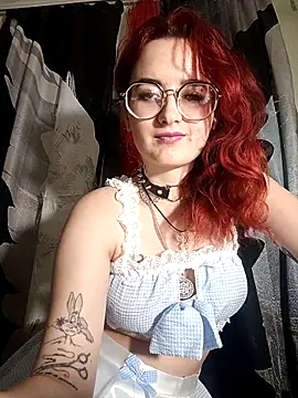 Persefoha online show from 04/28/26, 11:54