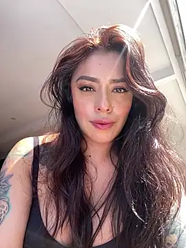 Snapshot of foxxy_lover chatting on 02/26/26, 03:33 foxxy lover online show from 02/26/26, 03:33