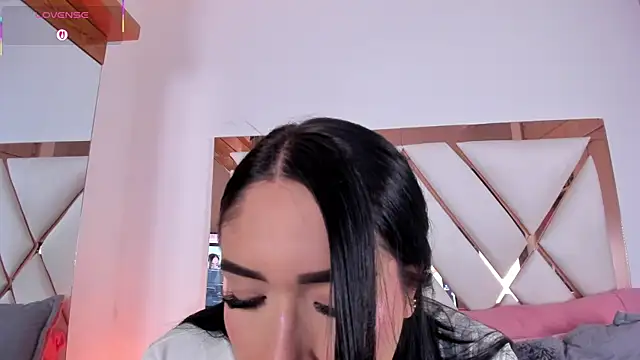 Niky Vega online show from 06/24/26, 04:55