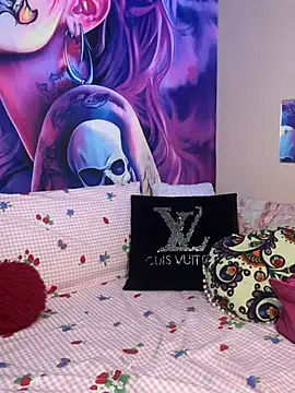 MelaFoxx online show from 06/04/26, 10:16