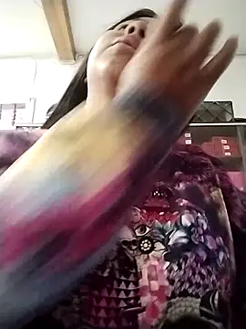 Noa Baker online show from 05/04/26, 12:12