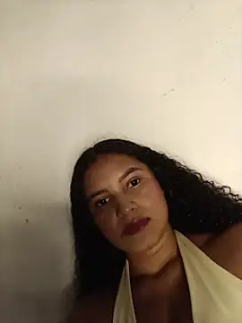 LiaRose- online show from 05/04/26, 08:49
