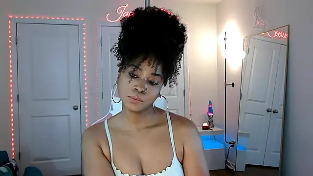 JazmineFoxx online show from 04/22/26, 05:47