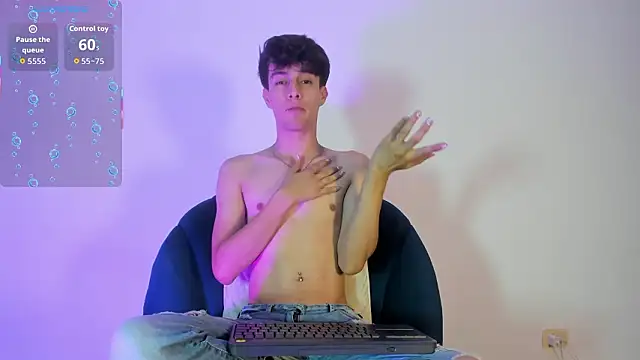 axxxel twink online show from 03/24/26, 02:16