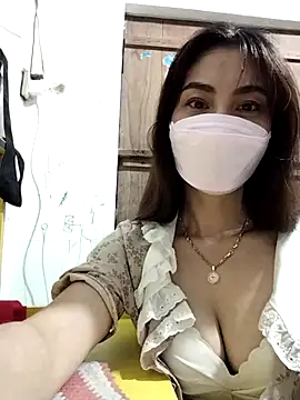 Baby-sexytits2026 online show from 05/12/26, 11:40