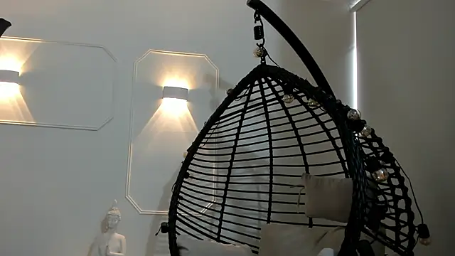 Emily bruss online show from 06/18/26, 08:46