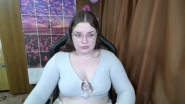 Teasing Dora online show from 05/09/26, 08:47