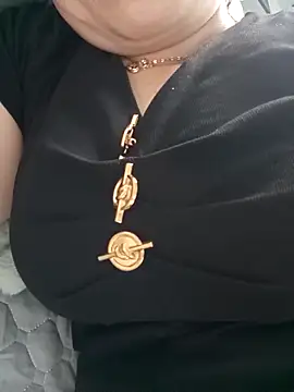 Snapshot of Ladyly99 chatting on 03/24/26, 05:12 Ladyly99 online show from 03/24/26, 05:12