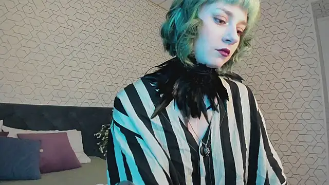 Scarle Whisper online show from 05/11/26, 09:26
