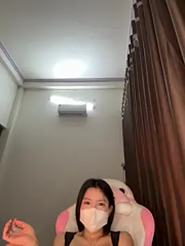 Snapshot of wang1472581 chatting on 03/11/26, 04:24 wang1472581 online show from 03/11/26, 04:24