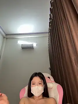 Snapshot of wang1472581 chatting on 03/17/26, 03:04 wang1472581 online show from 03/17/26, 03:04