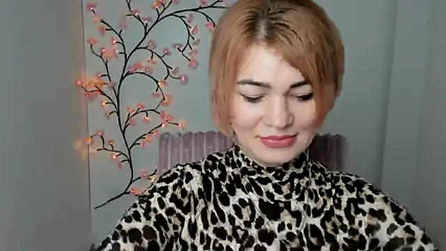 Snapshot of CuttieEmma chatting on 04/04/26, 06:00 CuttieEmma online show from 04/04/26, 06:00