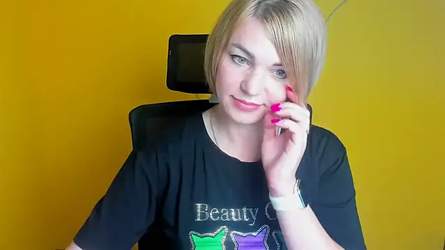 CuttieEmma online show from 07/01/26, 11:45