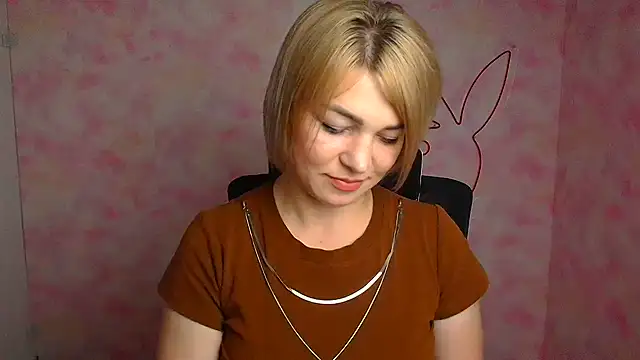 CuttieEmma online show from 07/10/26, 05:34