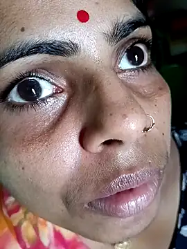 Priyakoli4568 online show from 05/13/26, 04:21