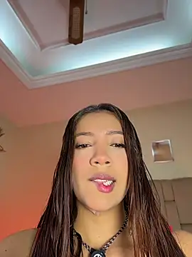 Snapshot of Pushaina__1 chatting on 07/09/26, 11:47 Pushaina 1 online show from 07/09/26, 11:47