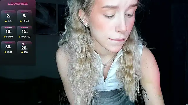 Elysia kiss online show from 03/10/26, 02:05