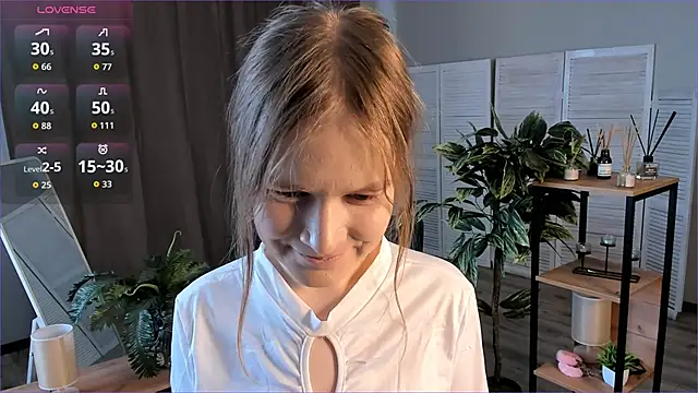 Snapshot of CleliaRostek chatting on 03/15/26, 07:25 CleliaRostek online show from 03/15/26, 07:25