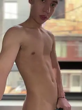 Snapshot of yoursexyjose chatting on 05/10/26, 06:13 yoursexyjose online show from 05/10/26, 06:13