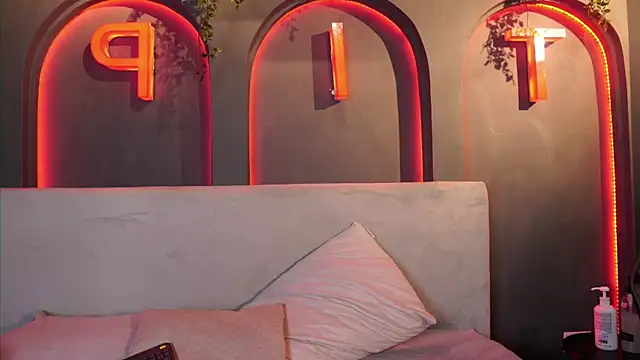 LiliCoxx online show from 06/11/26, 12:36