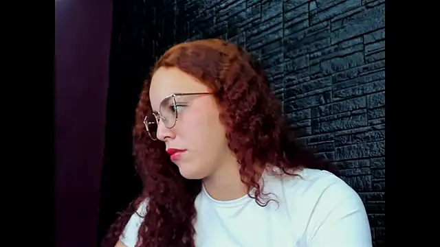 Miss Dior2 online show from 04/01/26, 04:15