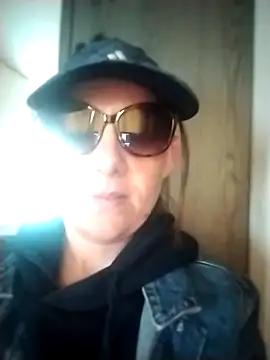 Snapshot of Sexycaylaxxxx chatting on 04/03/26, 03:10 Sexycaylaxxxx online show from 04/03/26, 03:10