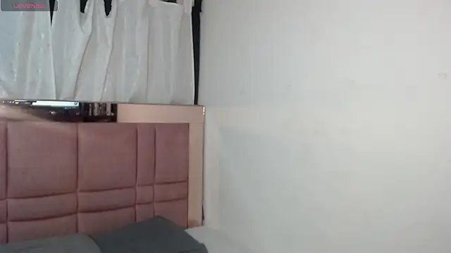 Snapshot of saraymoon chatting on 02/17/26, 08:48 saraymoon online show from 02/17/26, 08:48