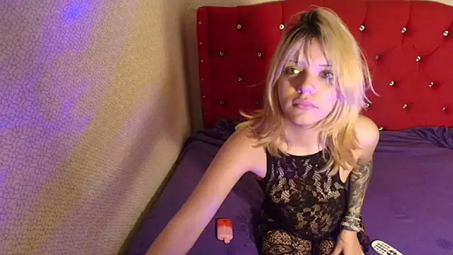 LilytReinolds online show from 05/11/26, 05:46