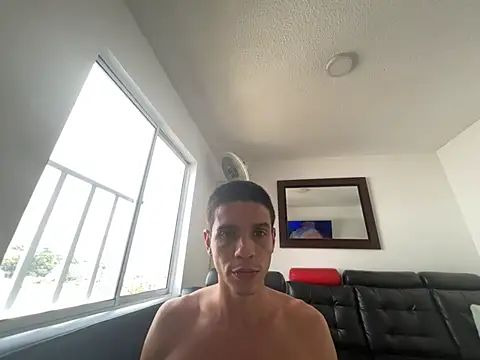 Snapshot of TommyMille chatting on 03/21/26, 07:06 TommyMille online show from 03/21/26, 07:06