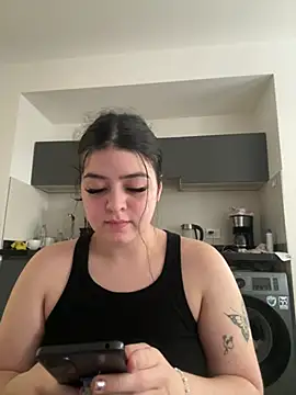 lolaaculaa online show from 06/09/26, 01:45