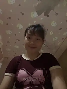 Snapshot of kekely chatting on 06/13/26, 02:59 kekely online show from 06/13/26, 02:59