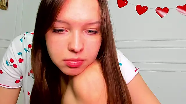 Snapshot of lunahush chatting on 03/08/26, 02:04 lunahush online show from 03/08/26, 02:04