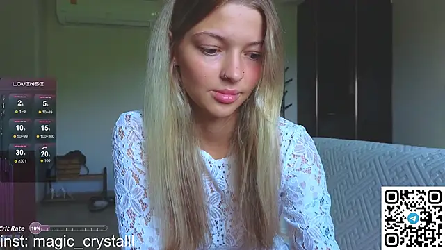 Snapshot of pink_flow0 chatting on 03/11/26, 04:40 pink flow0 online show from 03/11/26, 04:40