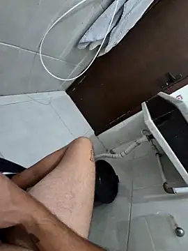 Snapshot of biel13cm chatting on 02/27/26, 09:15 biel13cm online show from 02/27/26, 09:15