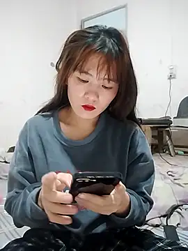 Snapshot of Queen-love45 chatting on 02/19/26, 01:51 Queen-love45 online show from 02/19/26, 01:51