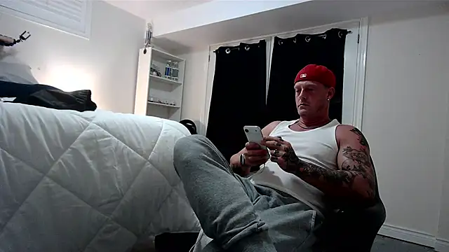 HotnCole online show from 03/24/26, 01:21