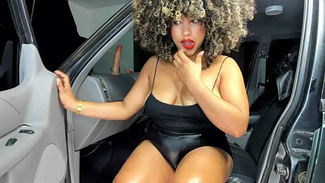 Snapshot of Brit_weston chatting on 03/13/26, 08:59 Brit weston online show from 03/13/26, 08:59