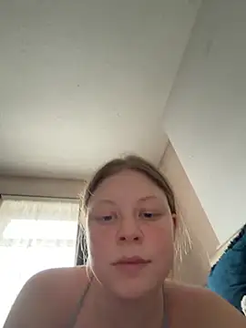 Snapshot of Paige_love chatting on 03/09/26, 04:00 Paige love online show from 03/09/26, 04:00